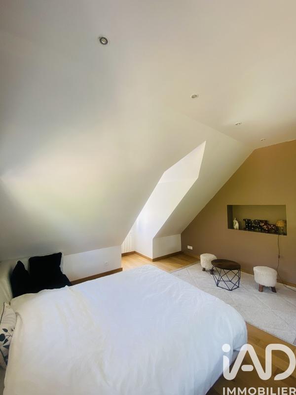 Maison - 400 m² - 8 pièces