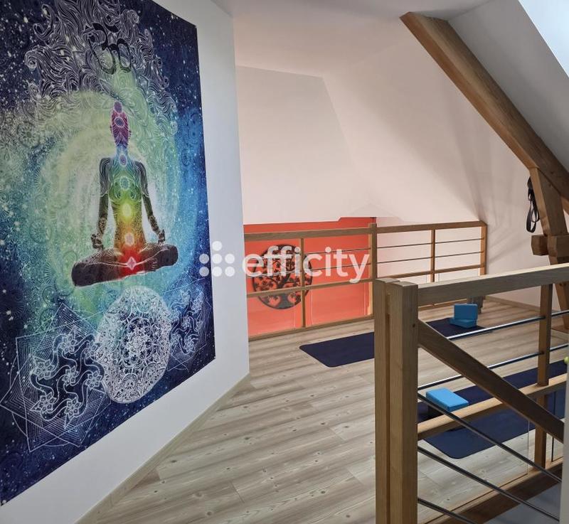 Maison - 181 m² - 5 pièces