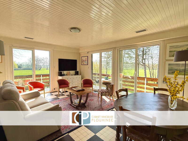 Maison - 90 m² - 5 pièces