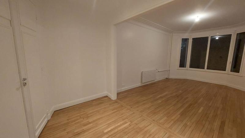 Appartement - 80 m² - 3 pièces