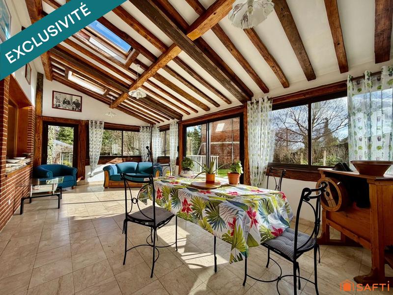 Maison - 220 m² - 8 pièces