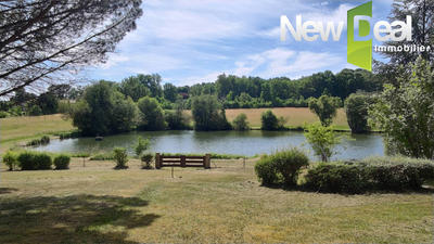 Maison - 217 m² - 6 pièces