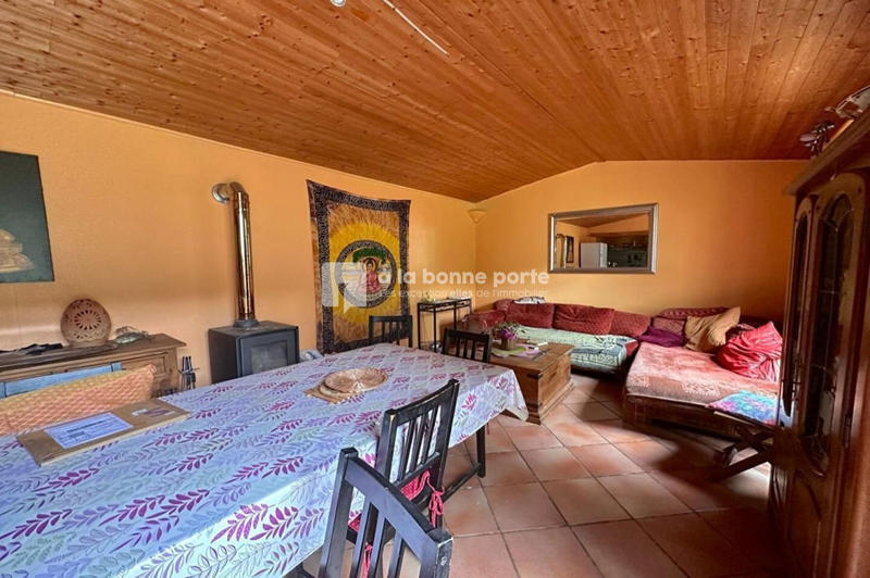 Maison - 278 m² - 11 pièces