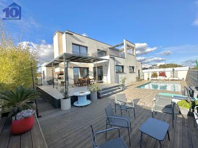 Villa - 150 m² - 4 pièces