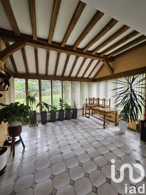 Maison - 230 m² - 7 pièces