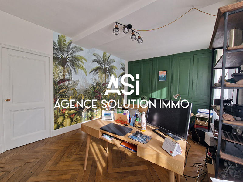 Maison - 339 m² - 8 pièces