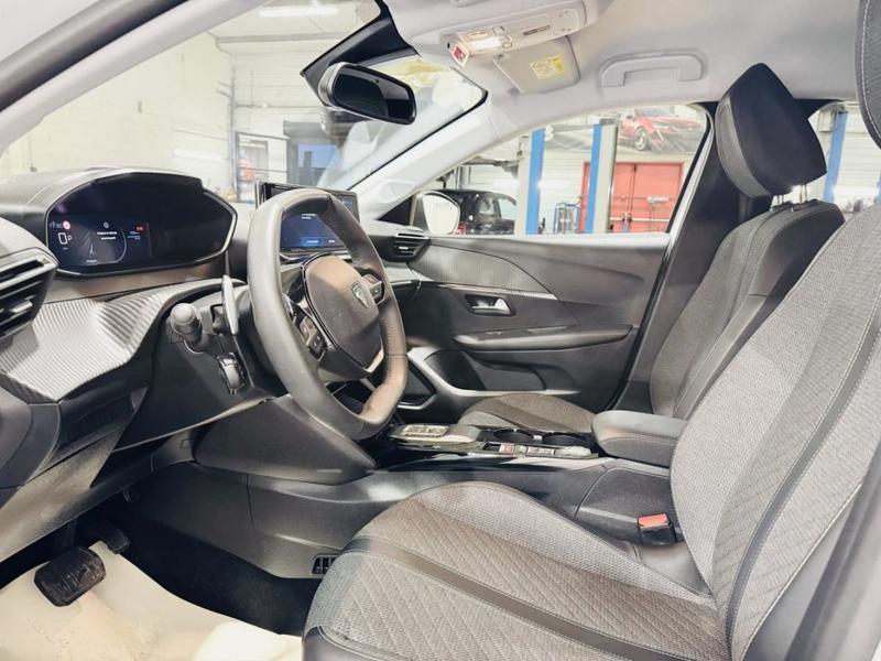 Peugeot 208 II Hybrid 100 e-Dcs6 Allure