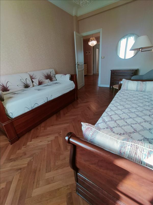 Appartement - 85 m² - 3 pièces