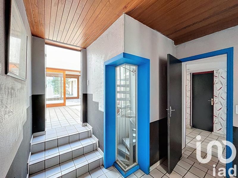 Maison - 260 m² - 5 pièces