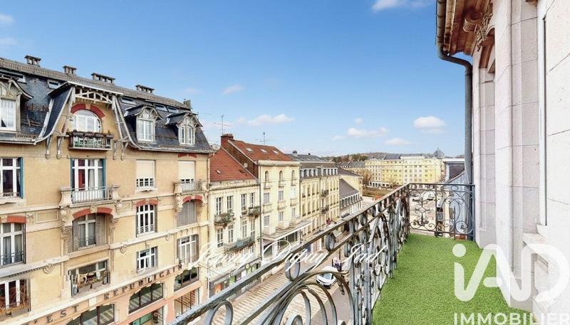 Appartement - 160 m² - 8 pièces