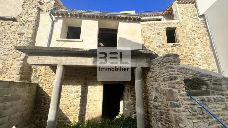 Maison de village - 155 m² - 8 pièces