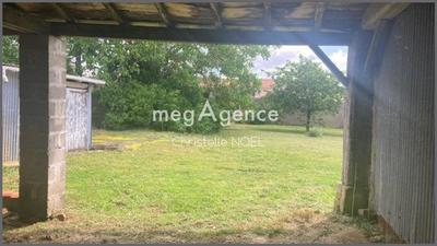 Terrain constructible - 1 000 m²