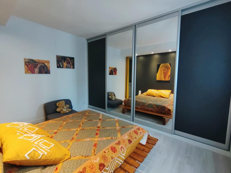 Maison traditionnelle - 187 m² - 6 pièces