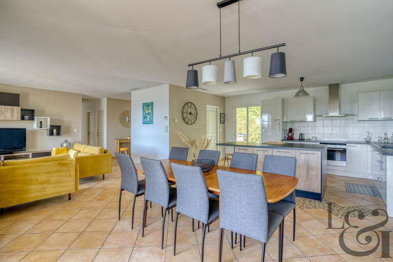 Maison - 150 m² - 5 pièces