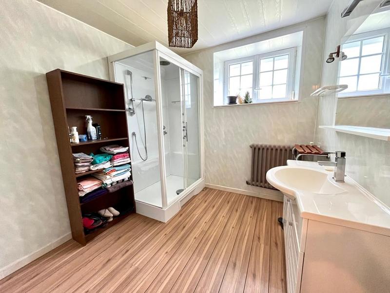 Maison - 190 m² - 6 pièces