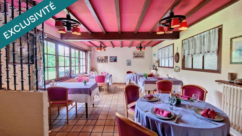 Local commercial - 194 m² - 10 pièces