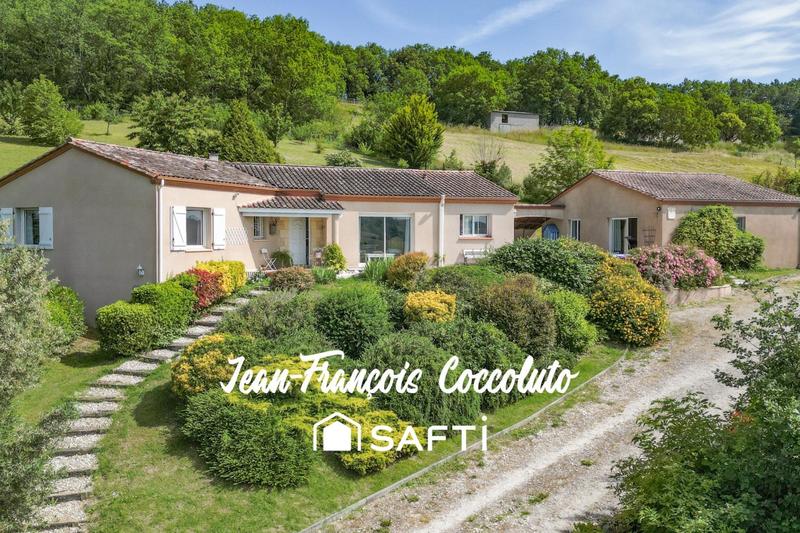 Maison - 205 m² - 9 pièces