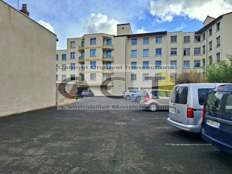 Appartement - 77 m² - 4 pièces