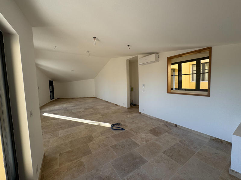 Appartement - 101 m² - 3 pièces