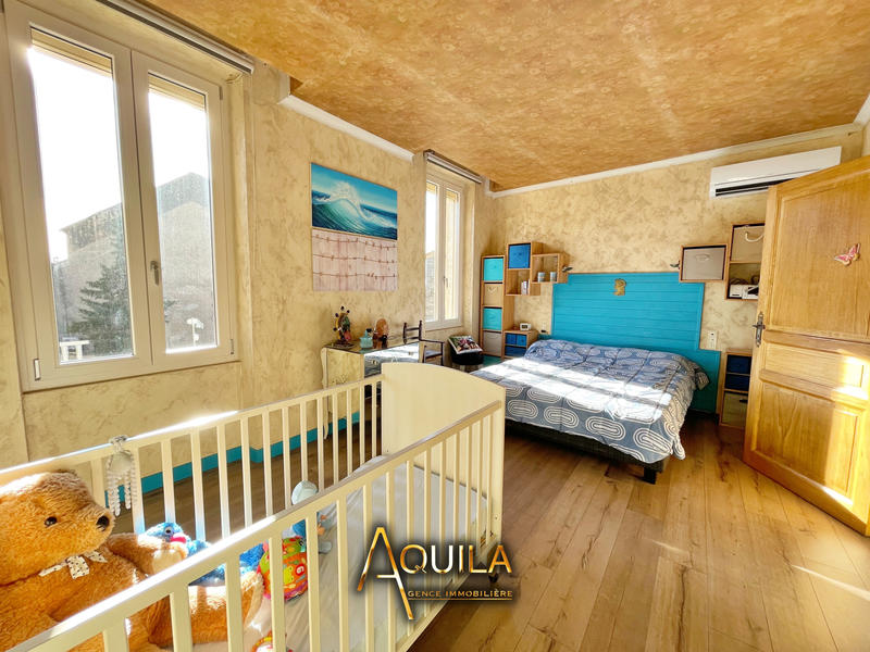 Maison de village - 240 m² - 8 pièces