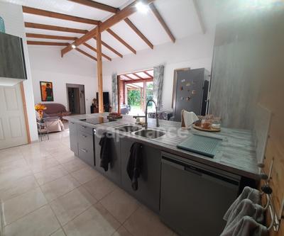 Maison - 168 m² - 6 pièces