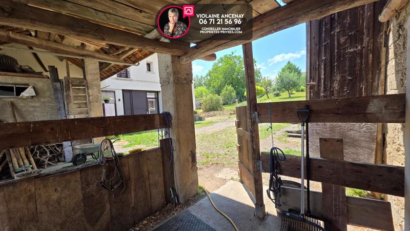 Maison - 340 m² - 13 pièces