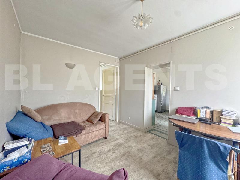 Maison - 250 m² - 4 pièces