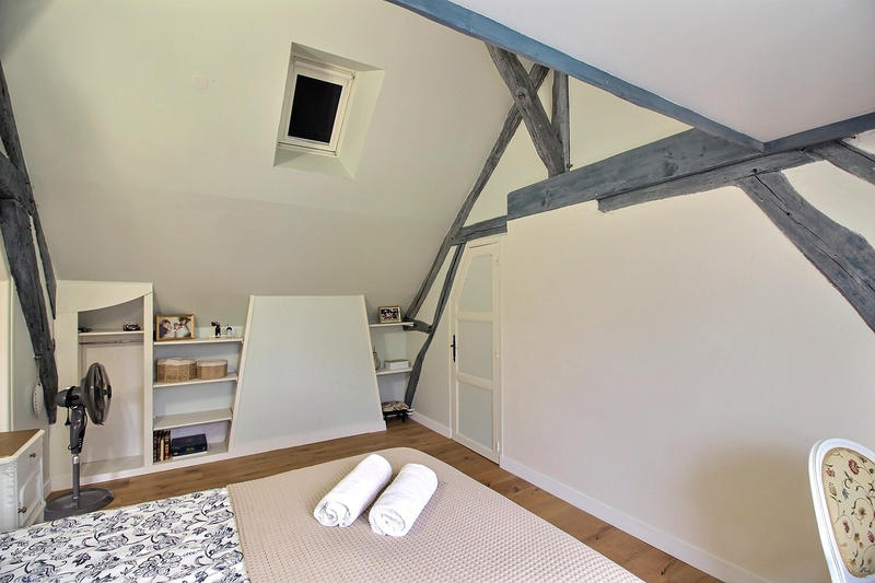 Demeure - 233 m² - 10 pièces