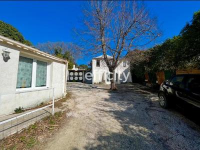 Maison - 144 m² - 5 pièces