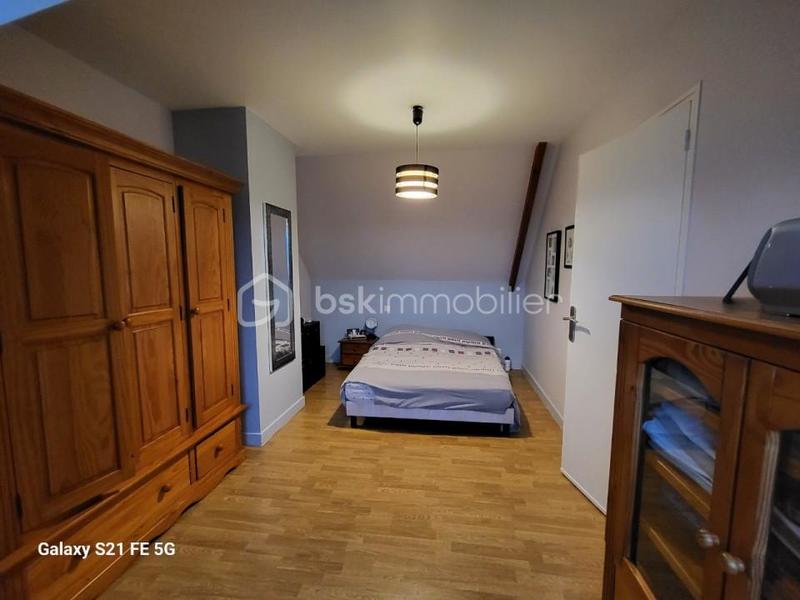 Maison - 94 m² - 5 pièces