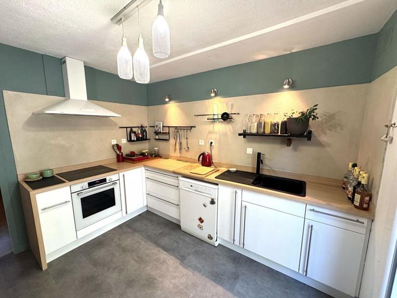 Maison - 90 m² - 5 pièces