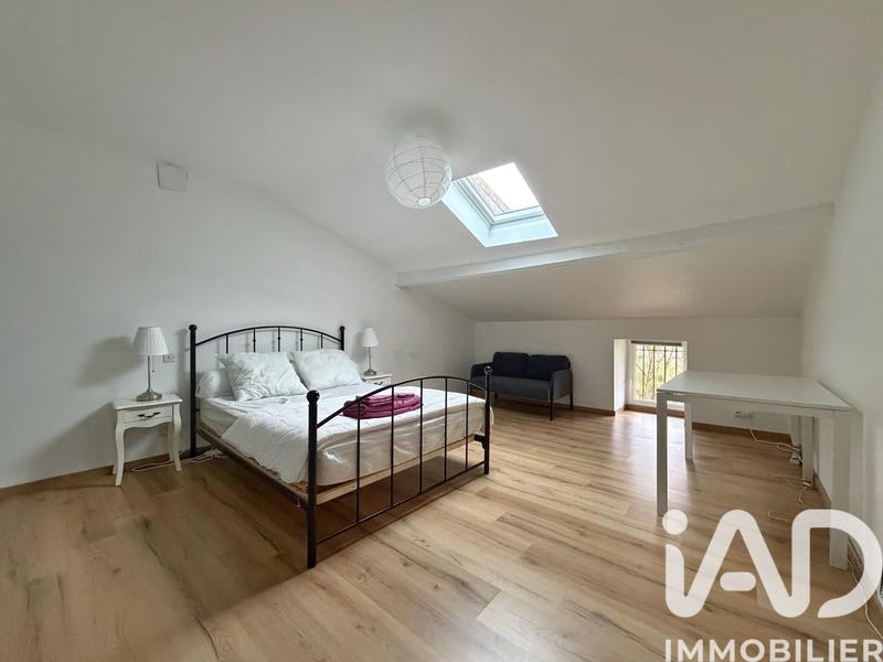 Maison - 283 m² - 9 pièces