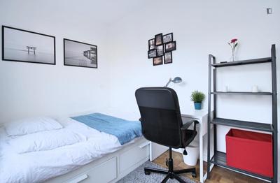 Chambre - 11 m² - 4 pièces