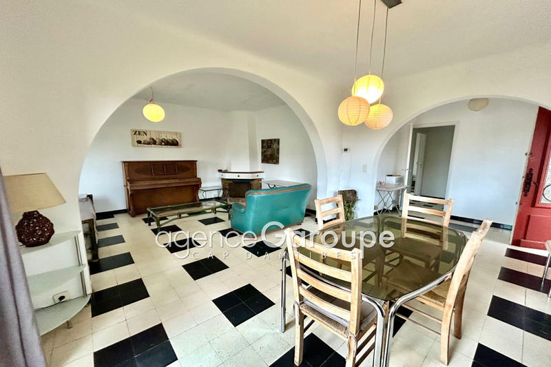 Maison - 99 m² - 4 pièces