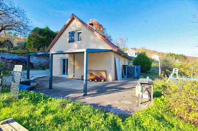 Maison - 106 m² - 5 pièces