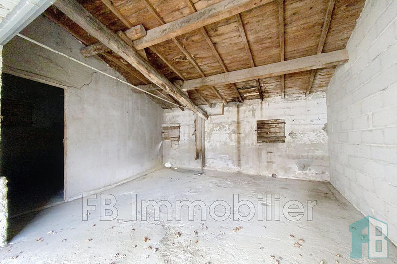 Parking / Garage - 22 m²