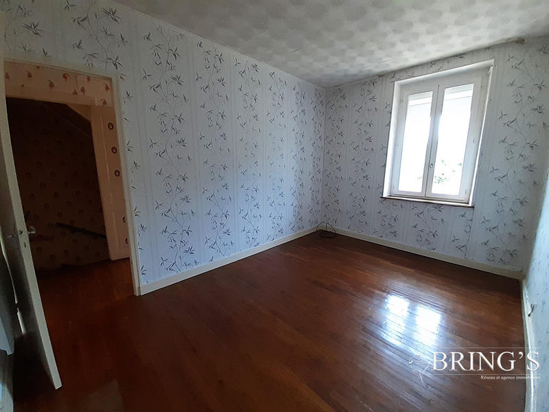 Maison - 85 m² - 4 pièces