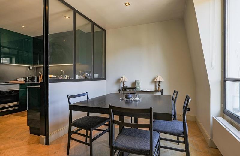 Appartement - 230 m² - 6 pièces