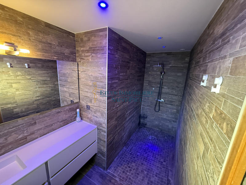 Villa - 163 m² - 5 pièces