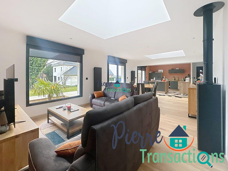 Maison - 105 m² - 4 pièces