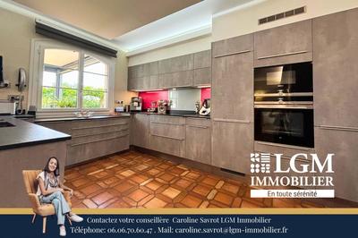 Maison - 144 m² - 4 pièces