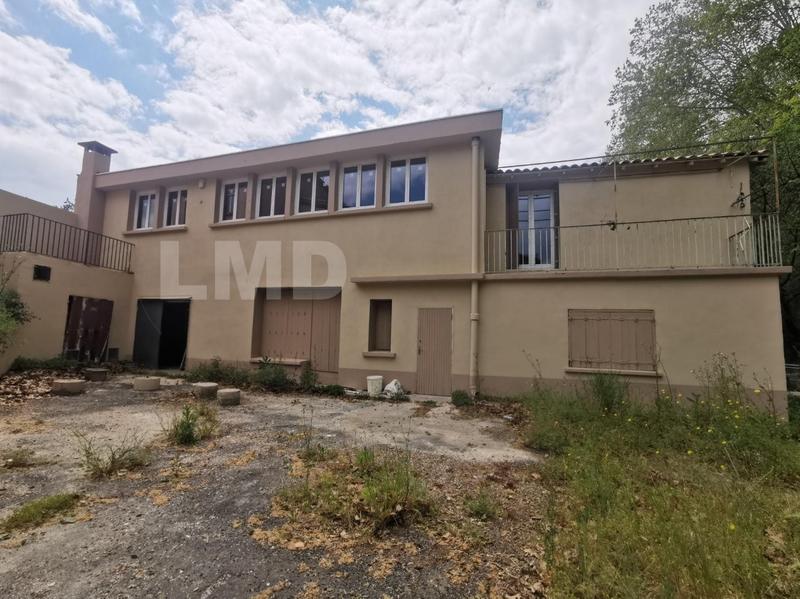 Local d'activités - 515 m²