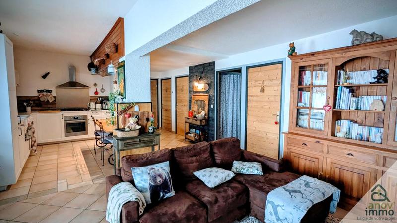 Appartement - 77 m² - 3 pièces