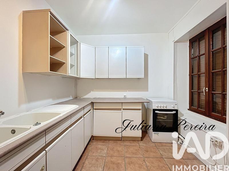 Maison - 248 m² - 11 pièces