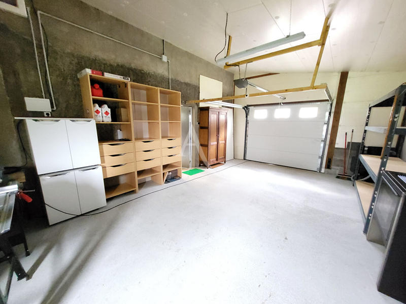 Maison - 150 m² - 8 pièces