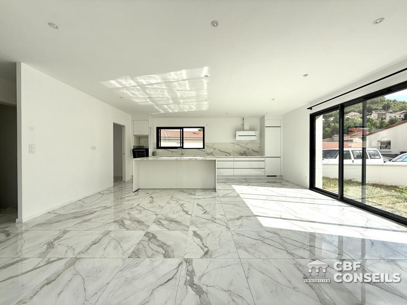 Maison contemporaine - 125 m² - 6 pièces