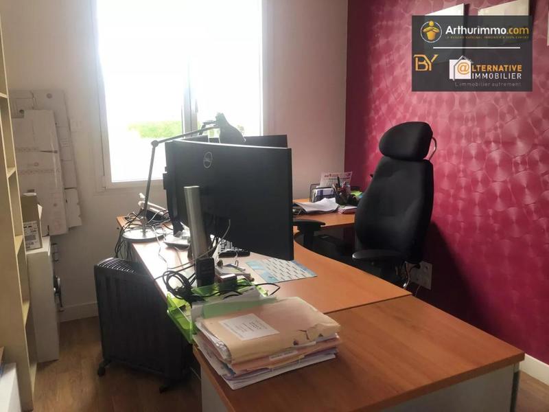 Local commercial - 131 m² - 6 pièces