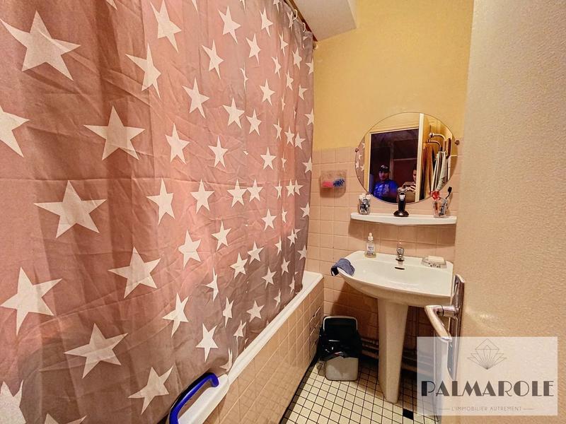 Appartement - 94 m² - 4 pièces