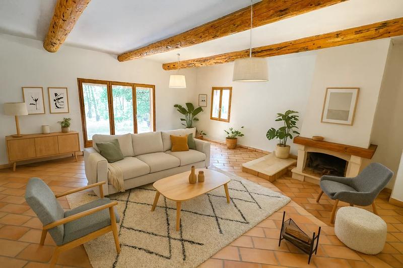 Maison - 232 m² - 6 pièces