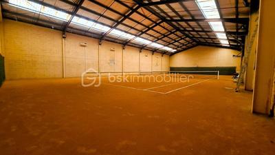 Parking / Garage - 620 m²